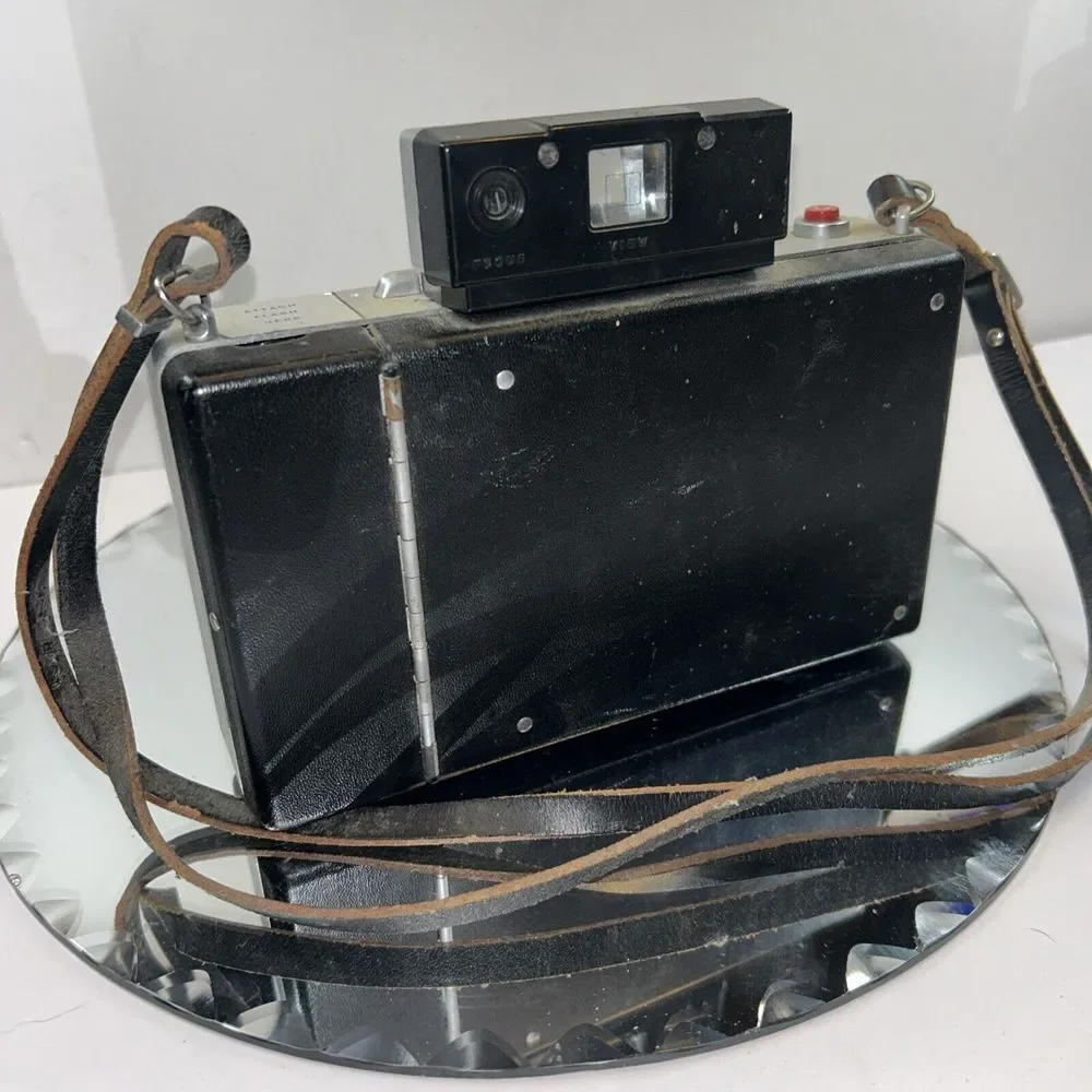 Polaroid Automatic 100 Land Camera -untested‎